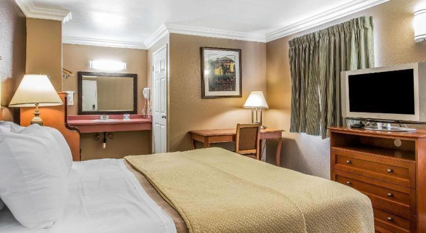 Rodeway Inn Ventura Dış mekan fotoğraf