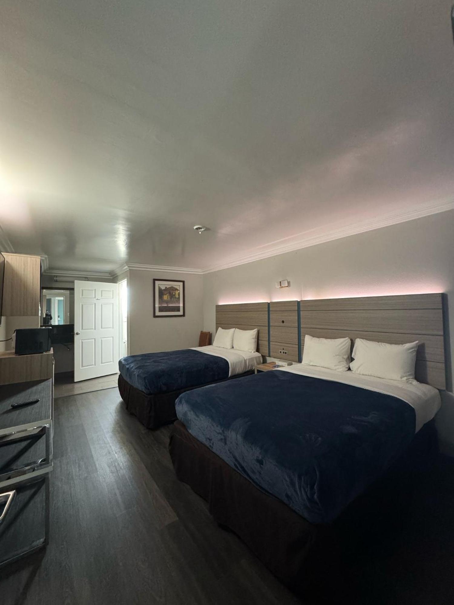Rodeway Inn Ventura Dış mekan fotoğraf