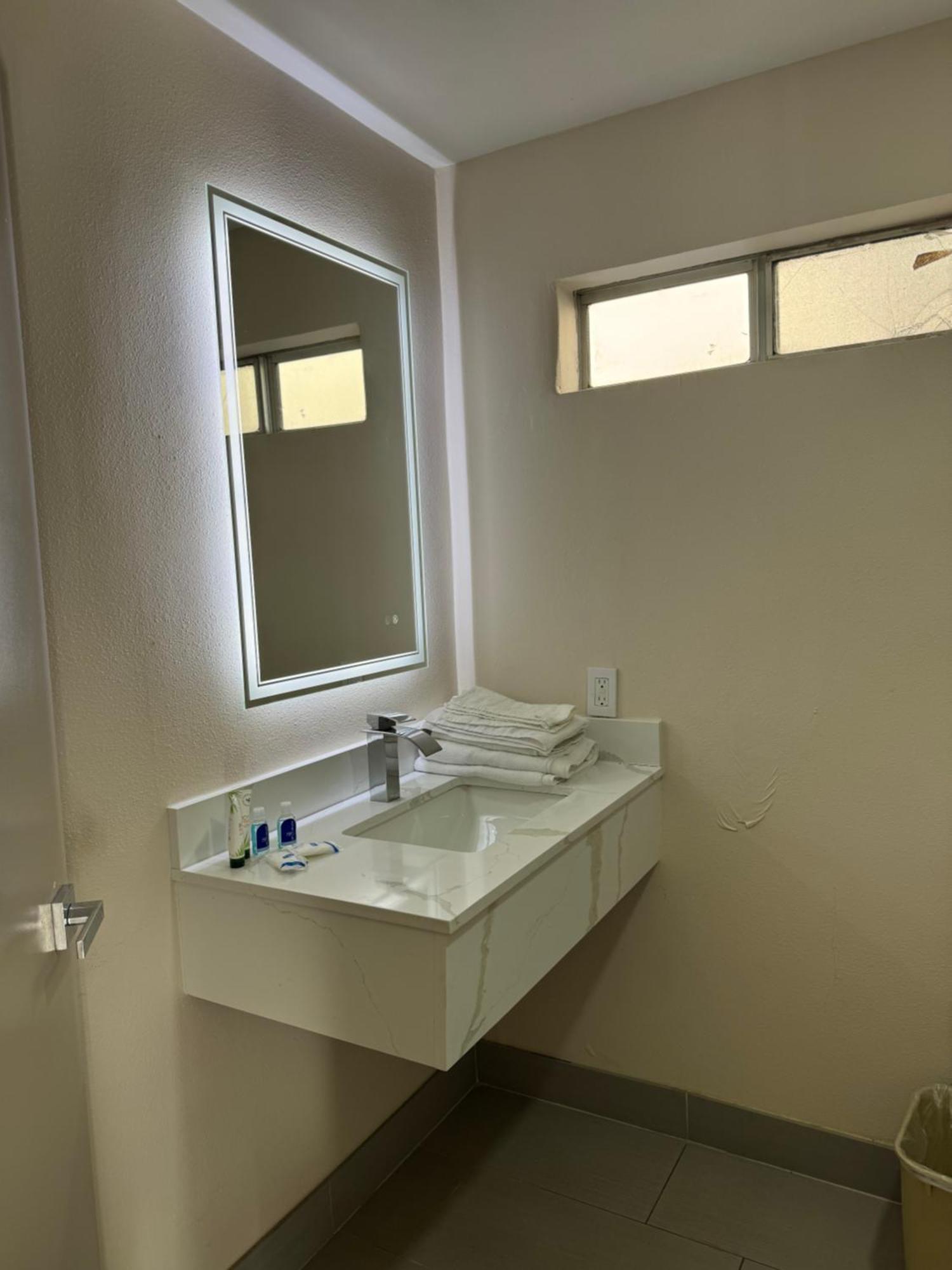 Rodeway Inn Ventura Dış mekan fotoğraf